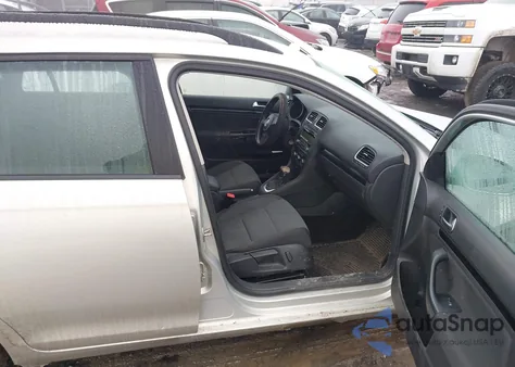 2011 Volkswagen Jetta Sportwagen 2.5L S from USA, damaged, VIN 3VWPZ7AJ8BM634710